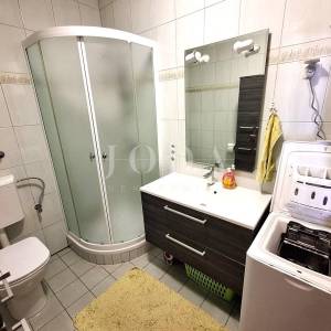 Grad Krk - odličan apartman s vrtom blizu plaže