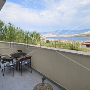 GRAD PAG – Dva apartmana - 46 m² i 74 m²