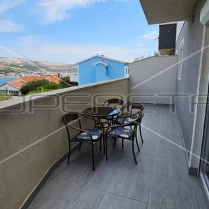 GRAD PAG – Dva apartmana - 46 m² i 74 m²