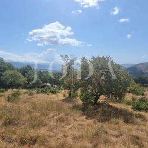 Građevinsko zemljište  12000m2 u Bribiru sa pogledom na more