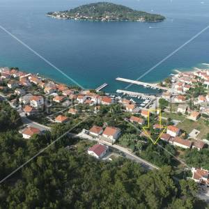 Građevinsko zemljište, 130 m do mora, površina 426 m2, Kali, Ugljan