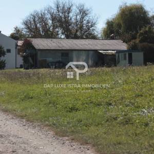 Građevinsko zemljište Pazin Istra 800m2 u mirnoj zoni