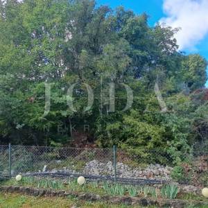 Građevinsko zemljište s djelomičnim pogledom na more, okolica Malinske