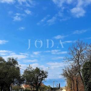 Građevinsko zemljište s pogledom na more, 3284 m2, Malinska - otok Krk