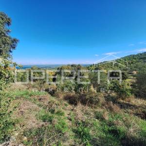 Građevinsko zemljište s projektom, 1573m2- Bilice