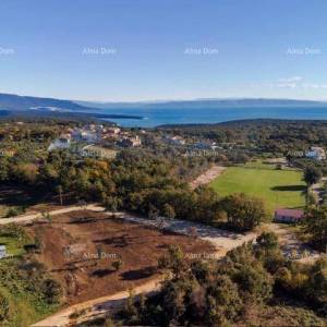 Građevinsko zemljište u lijepom mjestu, u blizini plaža i mora, Krnica!