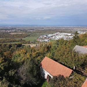 Gradilište s pogledom na Svetonedeljskom Bregu 