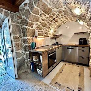 Grižane kamena kuća