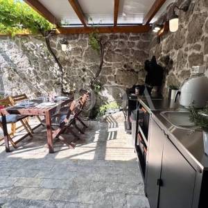 Grižane kamena kuća