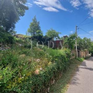 Grižane, starina s pogledom na more!