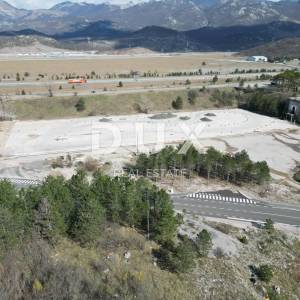 GROBNIK, ČAVLE, SOBOLI - građevinsko zemljište 29000m2 u komercijalnoj zoni za halu- poslovni prostor (namjena: trgovačka, zana...