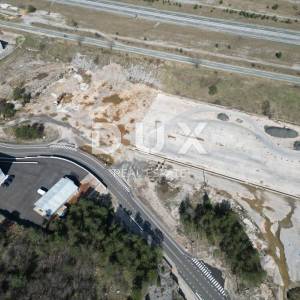 GROBNIK, ČAVLE, SOBOLI - građevinsko zemljište 29000m2 u komercijalnoj zoni za halu- poslovni prostor (namjena: trgovačka, zana...
