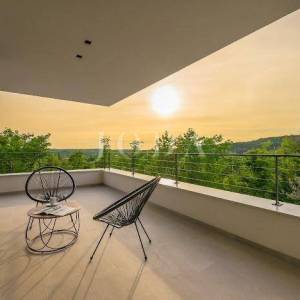 Grožnjan, zadivljujuća luksuzna dizajnerska Villa