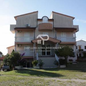 Hotel prodaja Istra s pogledom na more u okolici Pule