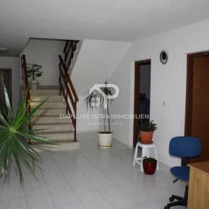 Hotel prodaja Istra s pogledom na more u okolici Pule