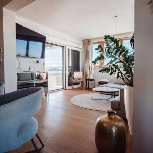 Hrvatska, Šibenik, Vodice (Tribunj) – penthouse stan s pogledom na more, 130 m² površine, dvije terase, moderna arhitektura...