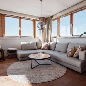 Hrvatska, Šibenik, Vodice (Tribunj) – penthouse stan s pogledom na more, 130 m² površine, dvije terase, moderna arhitektura...