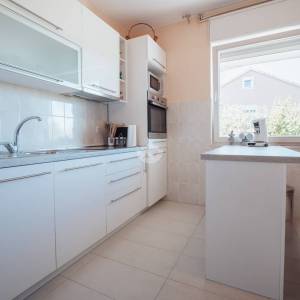 Hrvatska, Zadar, Briševo – Dvojnica s velikom okućnicom i dva stana, mirna lokacija, 1.216 m²