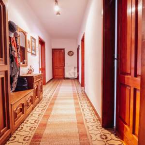 Hrvatska, Zadar, Briševo – Dvojnica s velikom okućnicom i dva stana, mirna lokacija, 1.216 m²