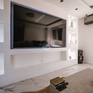 Hrvatska, Zadar, Svet Filip i Jakov, Stan u prizemlju s pogledom na more i velikim vrtom – 78 m² stambene površine, 220 m² vrta...