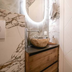 Hrvatska, Zadar, Svet Filip i Jakov, Stan u prizemlju s pogledom na more i velikim vrtom – 78 m² stambene površine, 220 m² vrta...