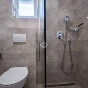 Hrvatska, Zadar, Sveti Petar na Moru, Apartmanska kuća u prvom redu do mora na prodaju – 3 apartmana