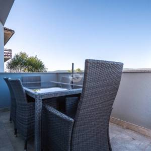 Hrvatska, Zadar, Sveti Petar na Moru, Apartmanska kuća u prvom redu do mora na prodaju – 3 apartmana