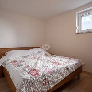Hrvatska, Zadar, Sveti Petar na Moru, Apartmanska kuća u prvom redu do mora na prodaju – 3 apartmana