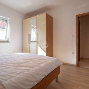 Hrvatska, Zadar, Sveti Petar na Moru, Apartmanska kuća u prvom redu do mora na prodaju – 3 apartmana
