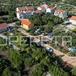 Idealna prilika, građevinsko zemljište,1451m2, Korčula