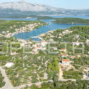 Idealno zemljište za gradnju na Korčuli – 1.446 m² u Lumbardi