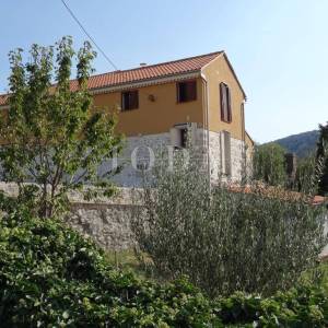 Idilična kuća u Bribiru