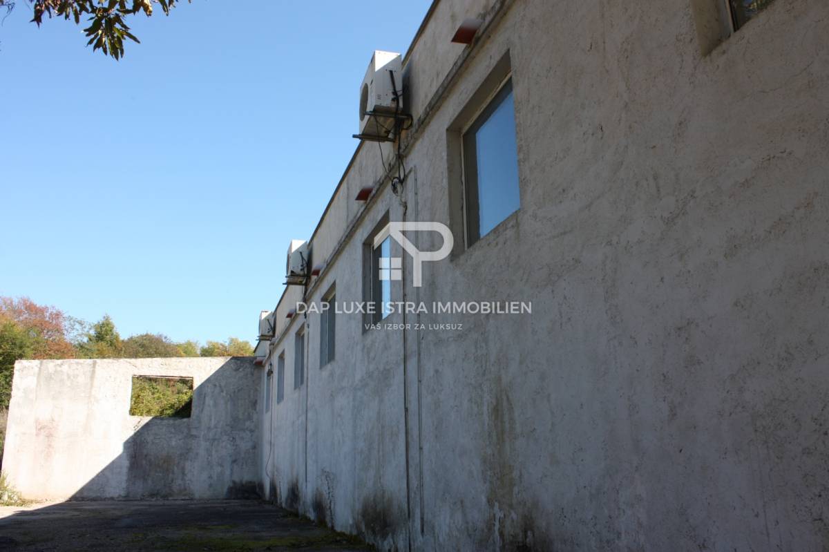 Industrijska hala Prodaja 340m2- Pazin, Istra