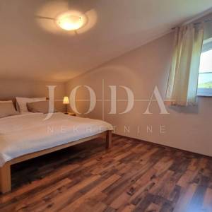 Investicijska prilika – Apartmanska kuća s bazenom u Crikvenici