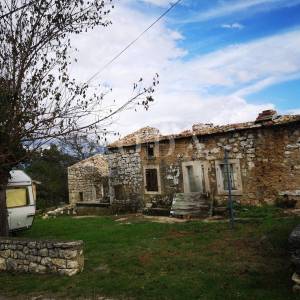 Istarska kamena kuća za adaptaciju