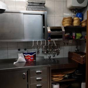 Istarska kamena vila sa bazenom i restoranom