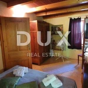 ISTRA, BALE - Kamena bajka u srcu grada, 5 apartmana i poslovni prostor