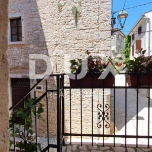 ISTRA, BALE - Kamena bajka u srcu grada, 5 apartmana i poslovni prostor