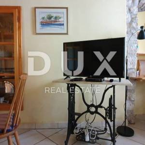 ISTRA, BALE - Kamena bajka u srcu grada, 5 apartmana i poslovni prostor