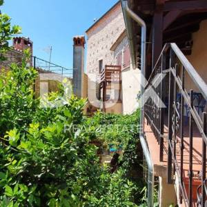 ISTRA, BALE - Kamena bajka u srcu grada, 5 apartmana i poslovni prostor