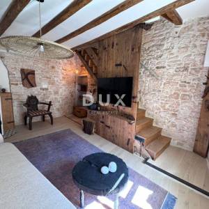 ISTRA, BALE - Šarmantna kamena kuća u starogradskoj jezgri 