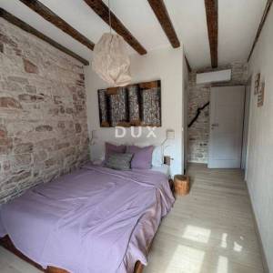 ISTRA, BALE - Šarmantna kamena kuća u starogradskoj jezgri 