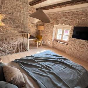 ISTRA, BALE - Šarmantna kamena kuća u starogradskoj jezgri 