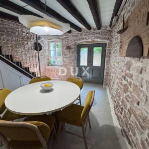 ISTRA, BALE - Šarmantna kamena kuća u starogradskoj jezgri 