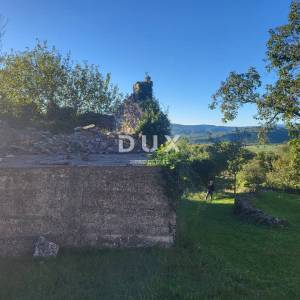 ISTRA, BOLJUN - Kamena starina na mirnoj lokaciji