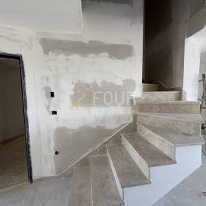 Istra, Fažana, novogradnja, 138.81m2, stan s galerijom, lođa