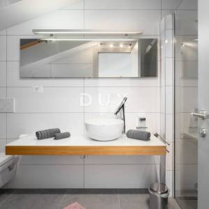 ISTRA, FUNTANA - Luksuzna oaza nadomak mora, savršena investicija