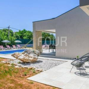 Istra, Labin - okolica, novogradnja, prizemnica s bazenom