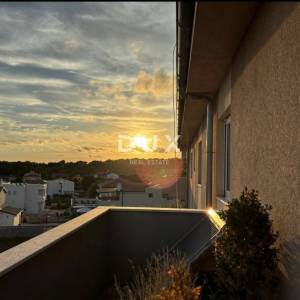 ISTRA, LIŽNJAN - Moderno uređeno stan od 88 m2