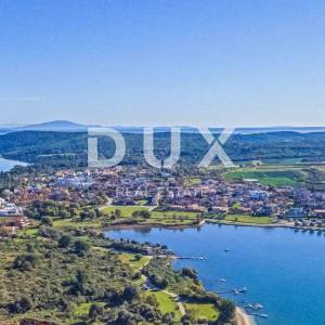 ISTRA, MEDULIN - Luksuzan stan s vrtom, bazenom i garažom! Useljivo - UPORABNA DOZVOLA! 